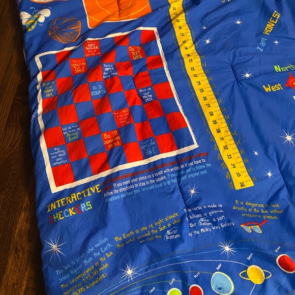 🟩Vintage playtime games/science facts kid’s sleeping bag🟩 - Picture 2 of 14